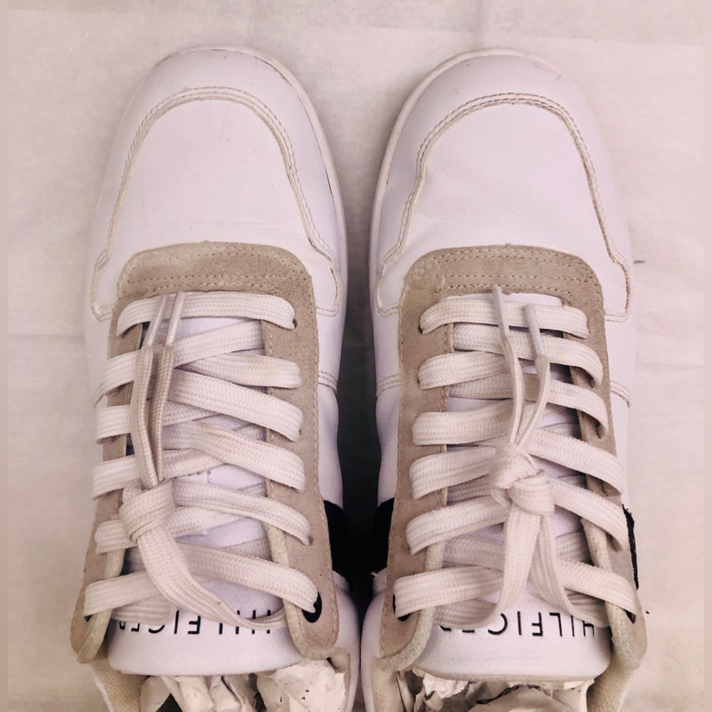 SOLD*****TOMMY HILFIGERMen's Tedric Low Top Lace Up Court Sneakers - Picture 7 of 7